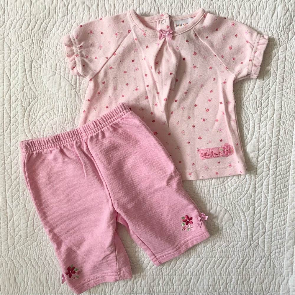 Carter's 🌸 Outfit 0-3 Months